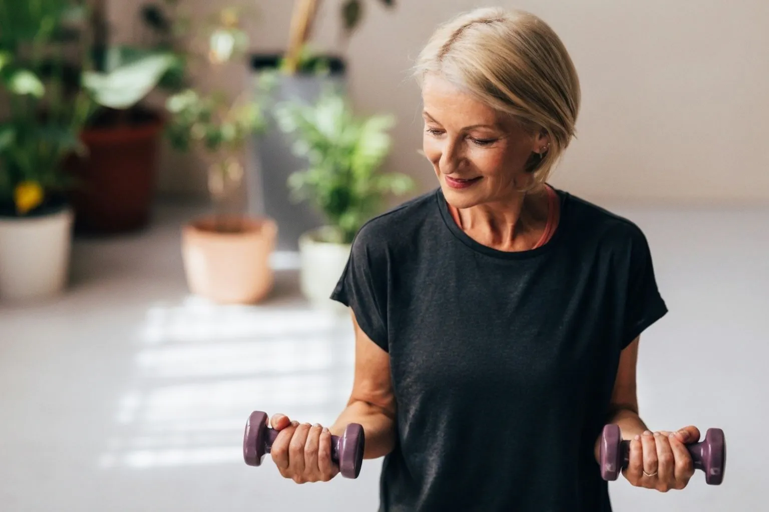 Entrenamiento de fuerza en mujeres: cómo ganar músculo y superar los límites de la edad